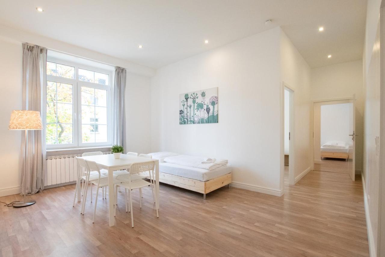 Raj Living - 1 Or 3 Room Apartments - 20 Min Messe Dus And Old Town Dus Dusseldorf Exterior photo