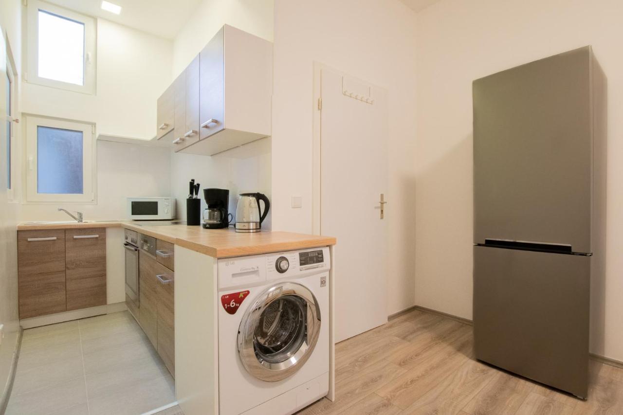 Raj Living - 1 Or 3 Room Apartments - 20 Min Messe Dus And Old Town Dus Dusseldorf Exterior photo