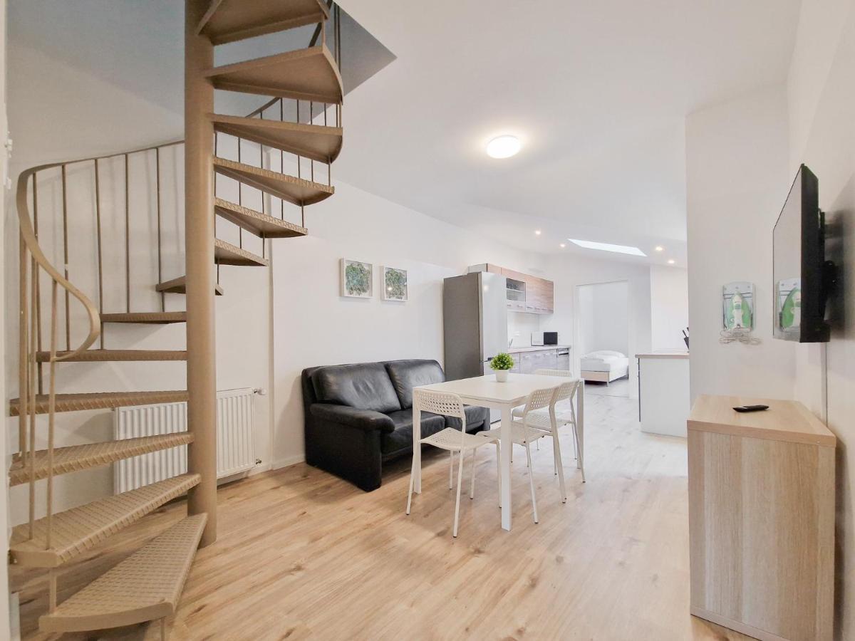 Raj Living - 1 Or 3 Room Apartments - 20 Min Messe Dus And Old Town Dus Dusseldorf Exterior photo