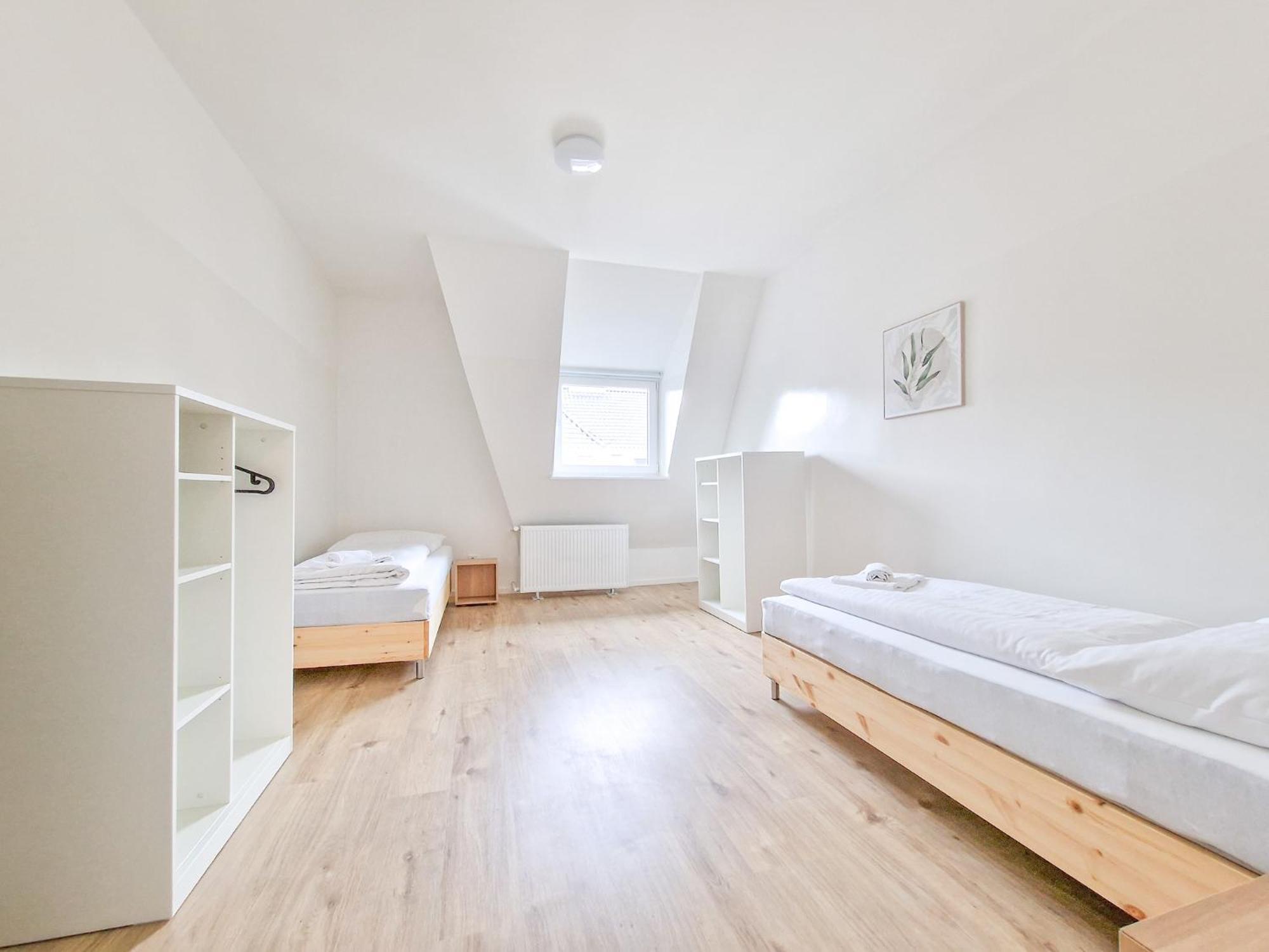 Raj Living - 1 Or 3 Room Apartments - 20 Min Messe Dus And Old Town Dus Dusseldorf Exterior photo